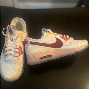 Nike air max sneakers. Excellent condition!